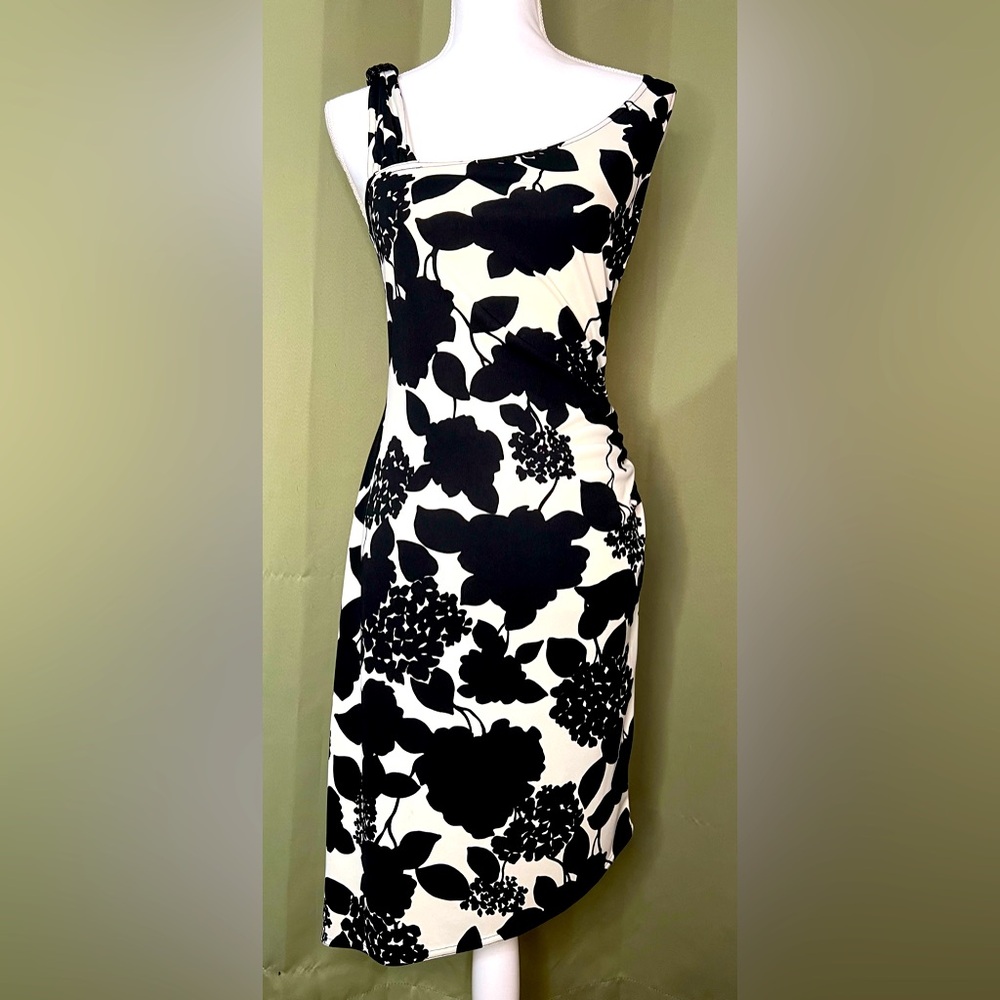 Sexy & Elegant, form fitting dress by XOXO.